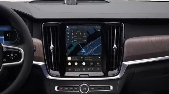 Volvo lança maior atualização de software OTA com nova interface UX