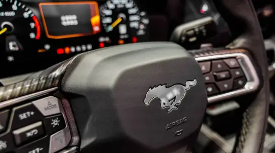 Ford Mustang 2026 TLD Signature Edition: edição especial limitada