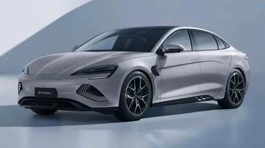 BYD lança SEAL 2026 atualizado em Espanha: preço abaixo de 35.000€