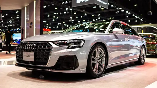 BMW Série 7 contra Audi A8: por que a velha guarda tem dificuldade em acompanhar em 2026