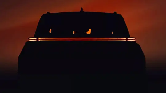 Toyota revela novo crossover elétrico de três filas para os EUA