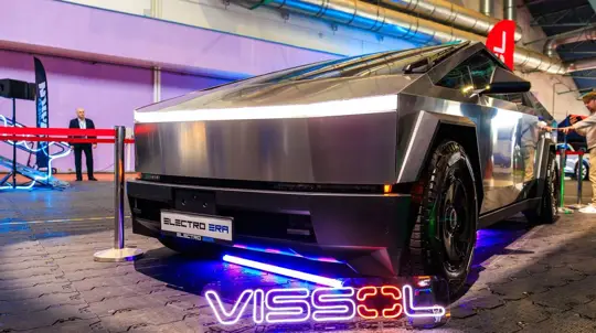 Tesla Cybertruck é eleito o carro mais feio de todos os tempos