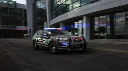 Ford recalls hybrid Lincoln Nautilus, police SUV for AVAS bug