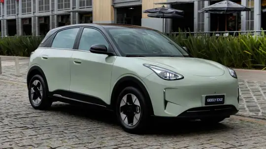 Geely E2: veículo elétrico compacto pode ser montado na Europa