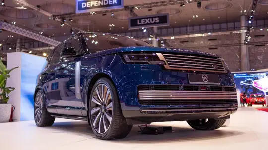 Jaguar Land Rover extends plant shutdown after cyberattack