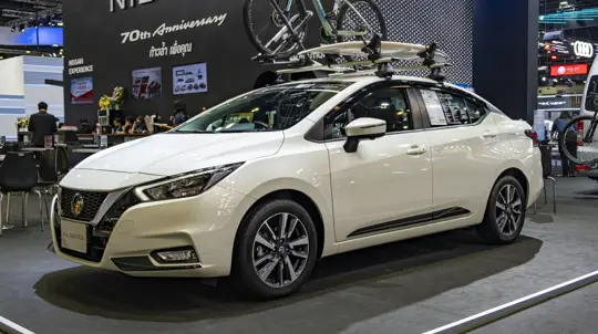 Nissan Rogue हाइब्रिड साझेदारी: Ford/Stellantis पर बातचीत