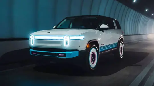 Rivian debuts 80s-inspired Miami R1S at new Brickell hub