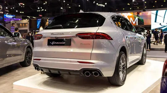 Maserati का रिकॉल: FMVSS 108 उल्लंघन, 10,000 कारें वापस