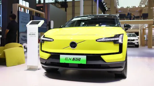 Volvo EX30 और EX90: डिजिटल की विवाद, अब ऐप बनेगा मुख्य