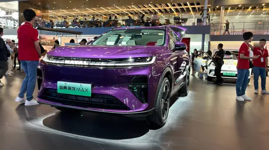 Haval Xiaolong MAX debuts in Donglai Purple at Chengdu 2025