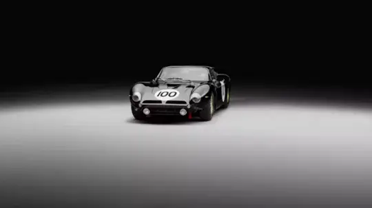 Bizzarrini 5300 GT Corsa Revival Centenario Edition: وداع بالأسود والذهبي