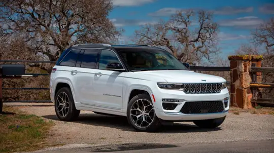 Jeep Grand Cherokee: Streit um den Namen neu entfacht, Juraprofessorin fordert Kulturschutz