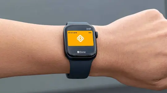 Rivian expande acesso por Apple Watch a pickups e SUVs elétricas mais antigas