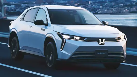 Honda lança Insight elétrico no Japão em escala limitada