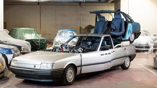 Renault auctions historic collection: 100 cars, F1 icons