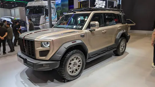 Hongqi entra no segmento dos utilitários off-road de verdade com o novo P567