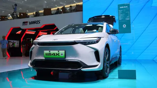Recall da Toyota bZ4X: lanternas traseiras incorretas em peças de serviço