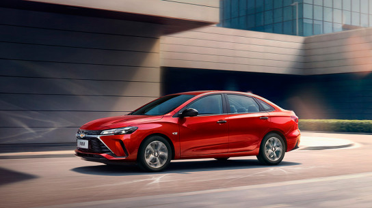 Стала известна цена Chevrolet Cruze, который может добраться до России