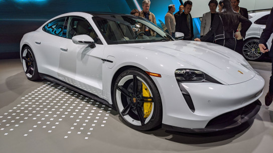 Компания Porsche «гуглифицирует» свои автомобили