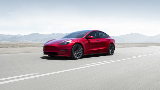 Компания Tesla сократит штат сотрудников на 10%, опасаясь рецессии