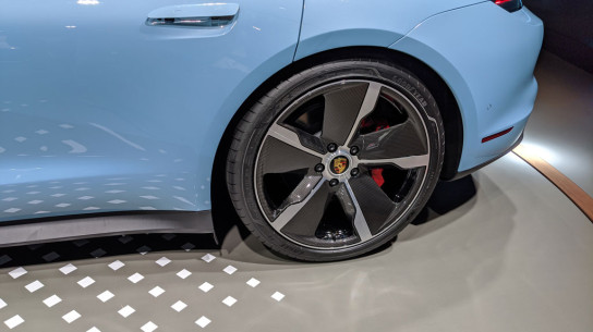 Porsche: торможение может быть экологичным