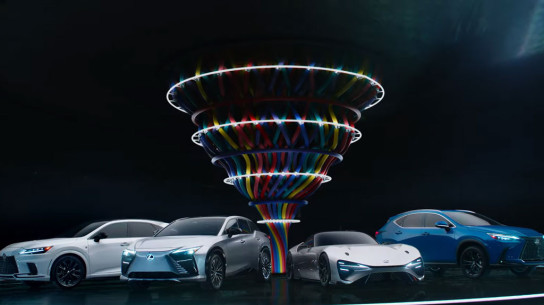 Компания Lexus сделала упор на электрификацию