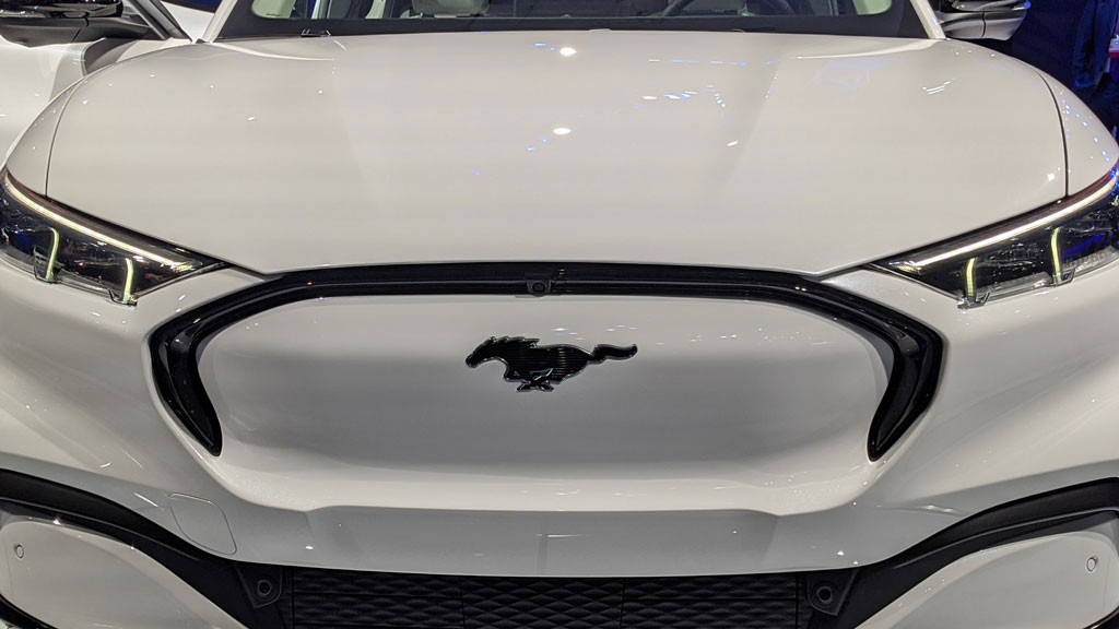 Компании Ford помогут построить завод по выпуску аккумуляторов