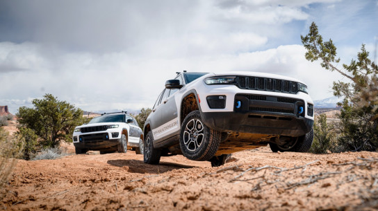 Беспилотники Jeep скоро поедут по бездорожью