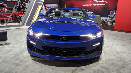 Представили новое поколение Camaro и Bronco