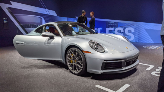 Porsche сделает легендарный 911 тяжелее и быстрее