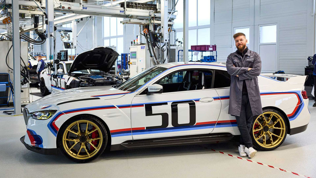 BMW весной начнет собирать уникальную модель