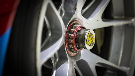 Компания Porsche пытается найти клад