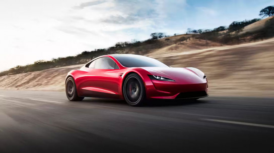 Компания Tesla готовится к снижению прибыли