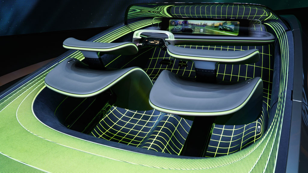 Nissan анонсировал выход кабриолета Nissan Max-Out Convertible