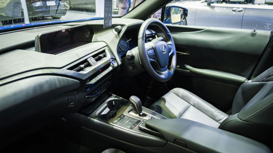Компания Lexus представила инновационный способ обогрева салона машины