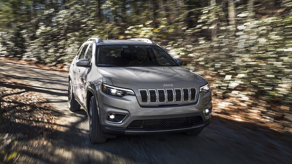 Внедорожник Jeep Cherokee следующего поколения может лечь в основу компактного Wagoneer