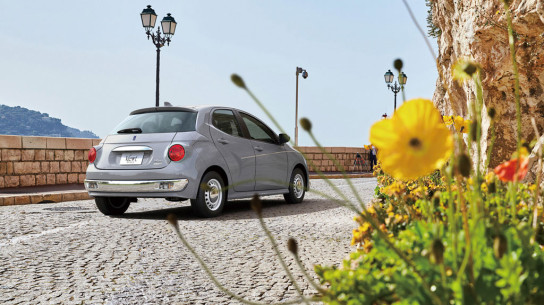 Раритетный дизайн и новые технологии - представлен новый Mitsuoka Viewt