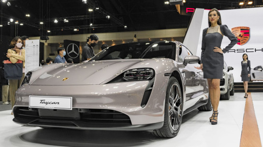 Автомобили Porsche будут заранее знать, когда отправляться в ремонт