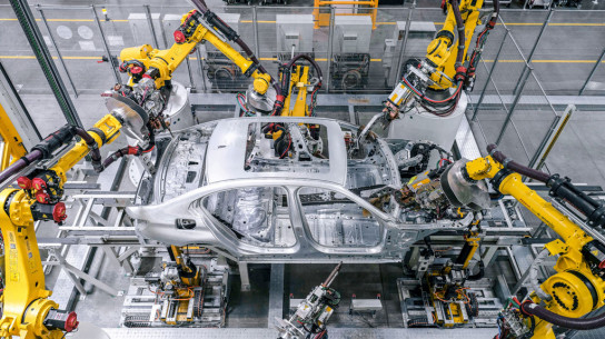 BMW начинает производство на новом заводе в Китае стоимостью 2,2 миллиарда долларов