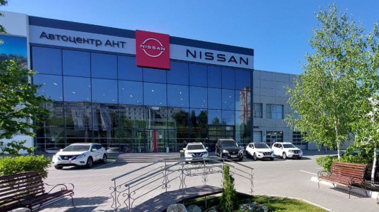 Компания Nissan приостановит производство в России до сентября