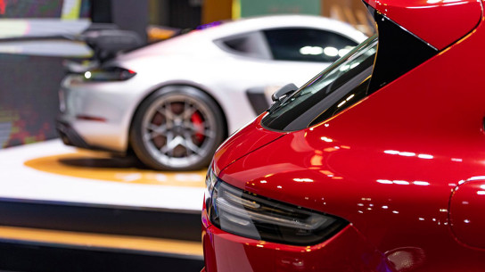 Легендарный Porsche 911 получит три новых версии