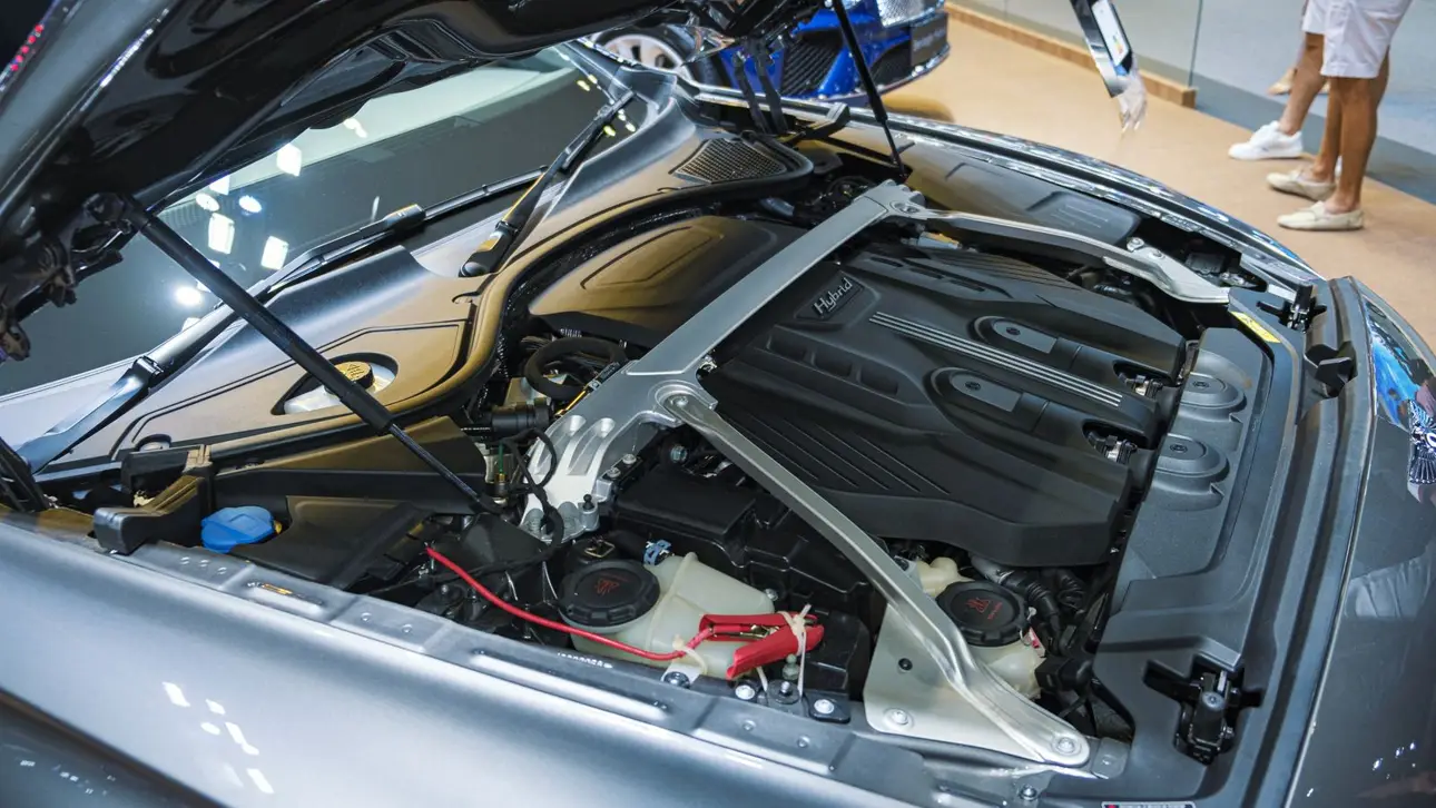 Покупаешь «два мотора в одном» — получаешь «два источника риска»: что не так с этими авто