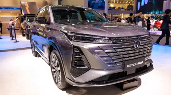 Changan официально переезжает в Россию: покупателей ждут перемены