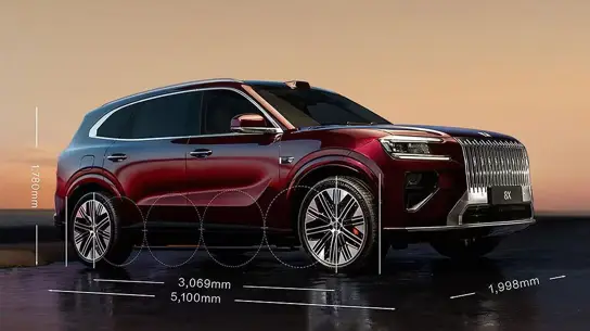 Когда даже Bentley выглядит как горбун из Нотр-Дама: новый китайский флагман заставит британцев нервничать