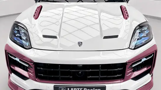 Индустрия кастомизации в шоке: Porsche Cayenne превратили в мимимишный, но злой спорткар