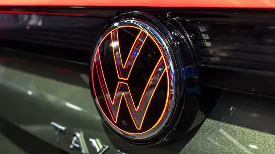 Электрокары начнут зарабатывать: VW запускает революционный проект