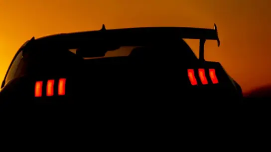 Новый масл-кар Ford без Ford: Mustang возвращается в стиле Shelby