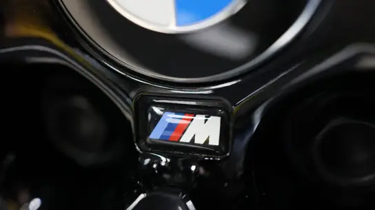 X4 вернётся — но на коротком шнурке: BMW превращает M-линейку в электрический спецназ