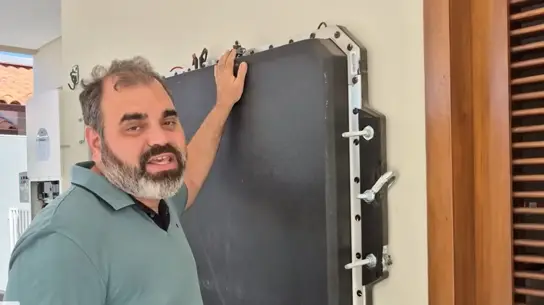 Даже автопроизводители до такого не додумались: электросети возненавидят электрокары