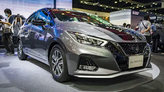 Масштабные планы Nissan: полный отказ от ДВС и победа над Tesla